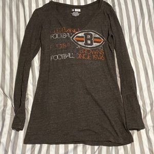🌸 Cleveland Browns Football 🏈 shirt!